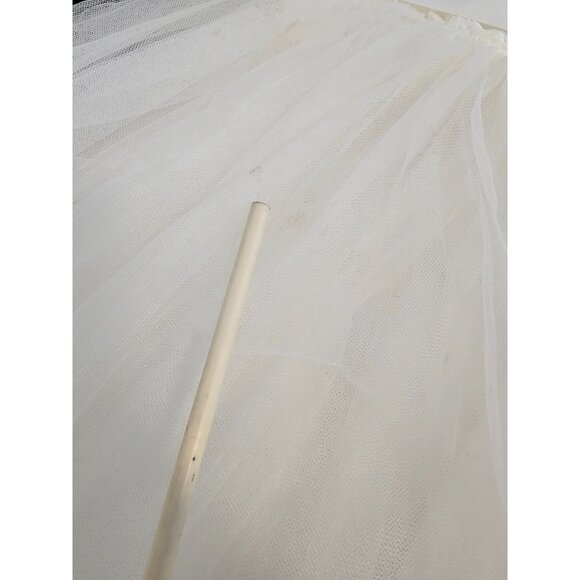 David's Bridal Ball Gown Flower Girl Dress With Heart Cut Out Style #RK1368-SZ 7 - Picture 13 of 15